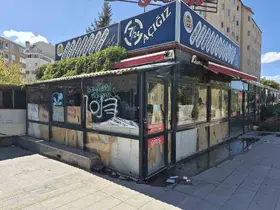 Zübeyde Hanım Bulvarı’ndaki atıl işletmeye zarar verildi
