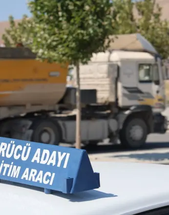 Dolandırıcıların 'Sınavsız ehliyet' oyunu bu kez pes dedirtti