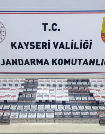 Durdurulan TIR’da 320 paket kaçak sigara ele geçirildi