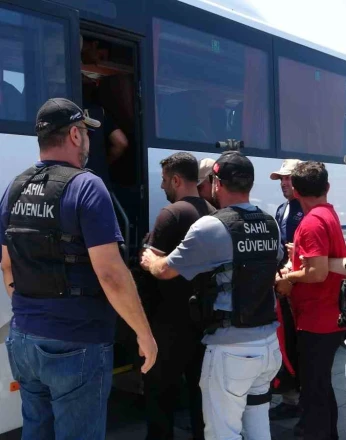 Gökçeada’da yasa dışı yollarla yurt dışına çıkmaya hazırlanan 6 FETÖ şüphelisi yakalandı