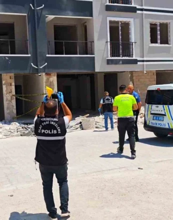 İnşaatta merdivenlerden düşen işçi hayatını kaybetti