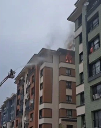 Kahramanmaraş’ta ikamet yangını