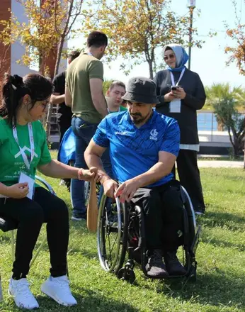 Serebral palsili gençler ve aileleri Çanakkale’de üç günlük kampta buluştu