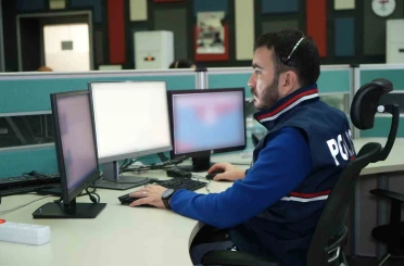 112’yi aradı, dolandırılmaktan kurtuldu 