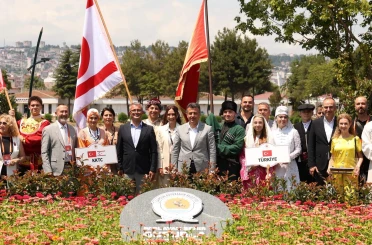 12 ülkenin halk dansları ekipleri Samsun’da 
