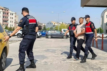 12 yıl hapis cezası olan şahıs jandarmadan kaçamadı 