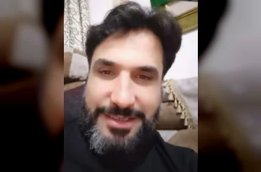 2 kadını kurtarmak için canını hiçe saydı 