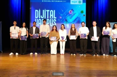 237 genç dijital becerilerini sertifikayla taçlandırdı 