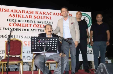 29. Uluslararası Karacaoğlan Aşıklar Bayramı’nda aşıklar sazlarıyla kulakların pasını sildi 