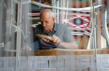 3 metrekarelik dükkanından dünyaya açılıyor

