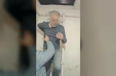 3 yıl hapisle aranan şahıs saklandığı çatıda yakalandı 