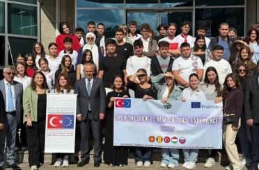 38 yabancı genç Akçakoca’da bir araya geldi 