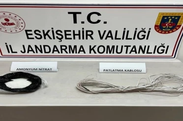 3’üncü derece sit alanında kazı yapan 2 şahıs jandarma tarafından suçüstü yakalandı 