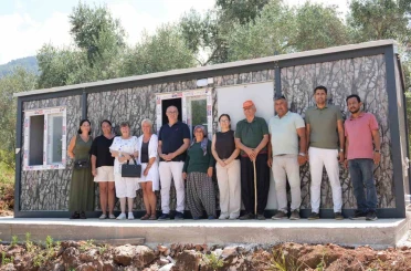 400 kilometrelik iyilik yürüyüşü Alanya’da ihtiyaç sahibi aileye yuva oldu 
