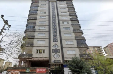 49 kişiye mezar olan Emre Apartmanı davasında belediye çalışanları hakim karşısında 