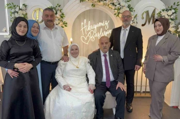 52 yıl sonra hayallerine kavuştular: Kaçarak evlenen çift düğün yaptı 