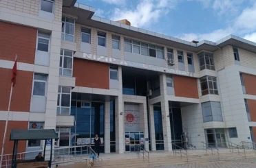 6 yaşındaki çocuğu bıçakla yaralayan hademe tahliye oldu 