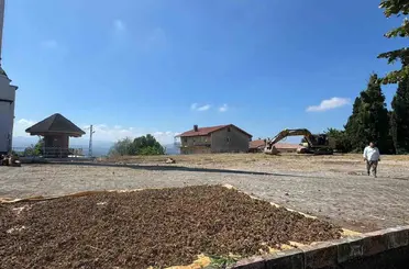7 yıldır kapalı olan okul yıkıldı
