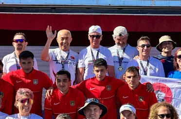 75 yaşındaki "Demir Adam" Ayvalık’ta ikinci oldu 