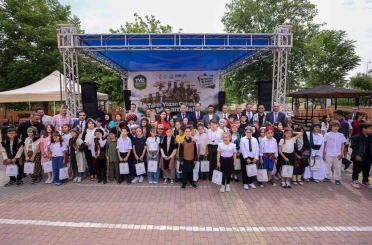 77 büyük isim, Konya Meram’da minik öğrencilerin kalemiyle hayat buldu