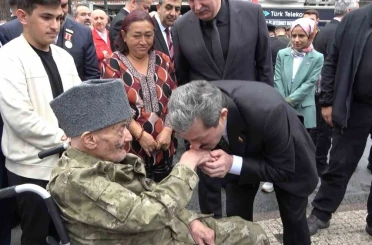 94 yaşındaki Kore Gazisi Cemal Yayla’ya Gaziler Günü’nde anlamlı vefa 