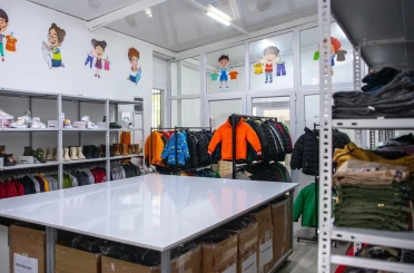 Ada Kıyafet Evi, beş ayda 895 çocuğu giydirdi 