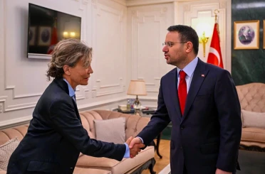 Adalet Bakanı Gürlek eski Özel Harekat Başkanı Behçet Oktay’ın yakınlarını kabul etti 