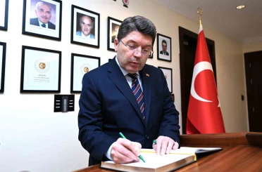 Adalet Bakanı Tunç Katar’da düzenlenen Doha Hukuk Forumu’na katıldı 