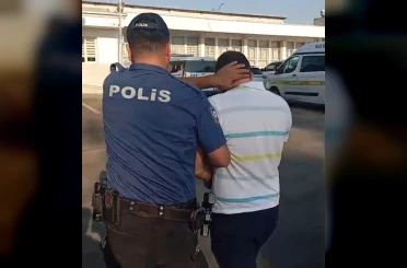 Adana’da aranan 2 hükümlü yakalandı 
