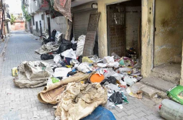 Adana’da çöp ev temizlendi 