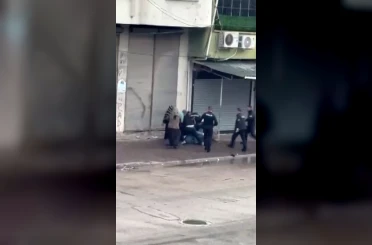 Adana’da sokak ortasında kavga: Polis havaya ateş açtı 