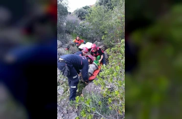 Adana’da yamaç paraşütü kazası: Ağaçta mahsur kaldı 