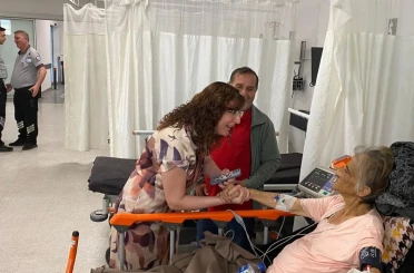 ADÜ Hastanesi Başhekimi Uysal hastalar ve hastane çalışanları ile bayramlaştı 