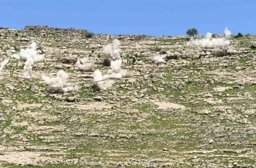 AFAD’dan Şırnak’ta güvenlik hamlesi: Riskli kayalar tek tek patlatıldı 