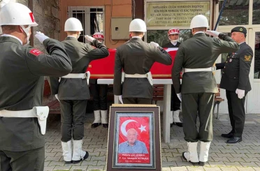 Afyonkarahisar’da Kıbrıs Gazisi son yolculuğuna uğurlandı 