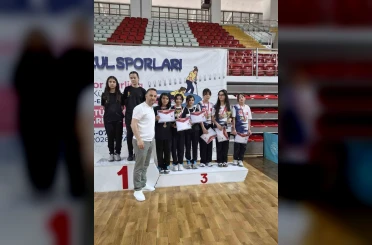 Afyonkarahisarlı sporculardan Floor Curling Türkiye Şampiyonası’nda önemli başarı 