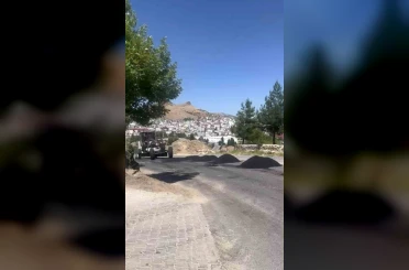 Ağaç dikilerek protesto edilen yolun yapımına başlandı 