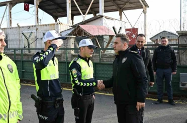 Ağrı Emniyet Müdürü Önder, trafik denetimlerini inceledi 