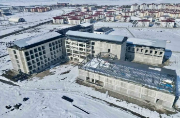 Ağrı’da deprem izolatörü bulunan ilk hastane hizmete hazırlanıyor 