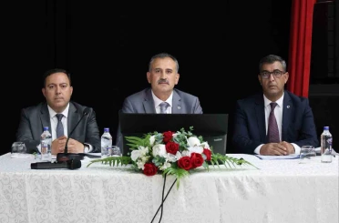 Ağrı’da kamu yatırımları ve DSİ çalışmaları değerlendirildi 