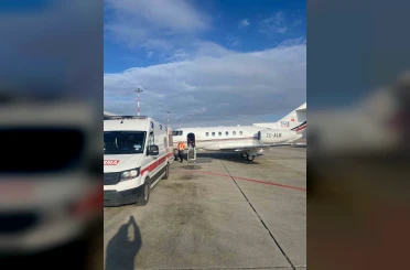 Ağrı’da yemek borusu gelişmeyen bebek ambulans uçakla Elazığ’a sevk edildi 