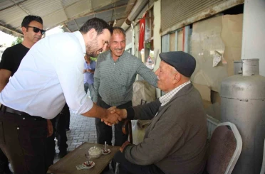 AK Parti Baskil’de tek yürek: 100 kişilik kadro sahaya indi 