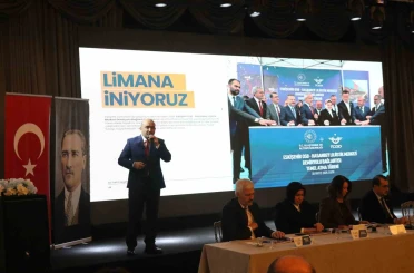 AK Parti Eskişehir İl Başkanlığı yılı değerlendirip, vizyonlarını anlattı 