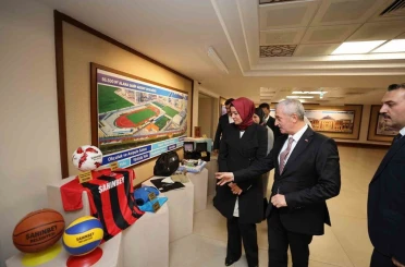 AK Parti Genel Başkan Yardımcısı Dr. Betül Sayan Kaya Şahinbey Belediyesi’nin hizmetlerini takdir etti 