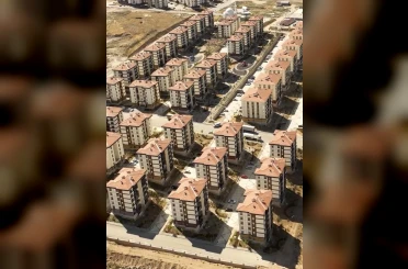 AK Parti İl Başkanı Gürhan Albayrak’tan TOKİ açıklaması 