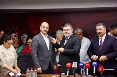 AK Parti İzmir’e 370 yeni katılım