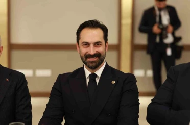 AK Parti’li Arınç: "Yeni yasama yılı birlik ve reform dönemi olacak" 