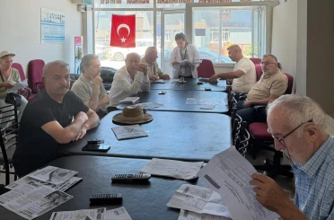Akçakoca’da muhtarlara sağlık eğitimi 