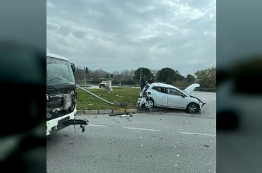 Akhisar’da OSB kavşağında trafik kazası: 1 yaralı 