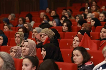 Akran zorbalığında "ev içi" tehlikeye dikkat çekildi 